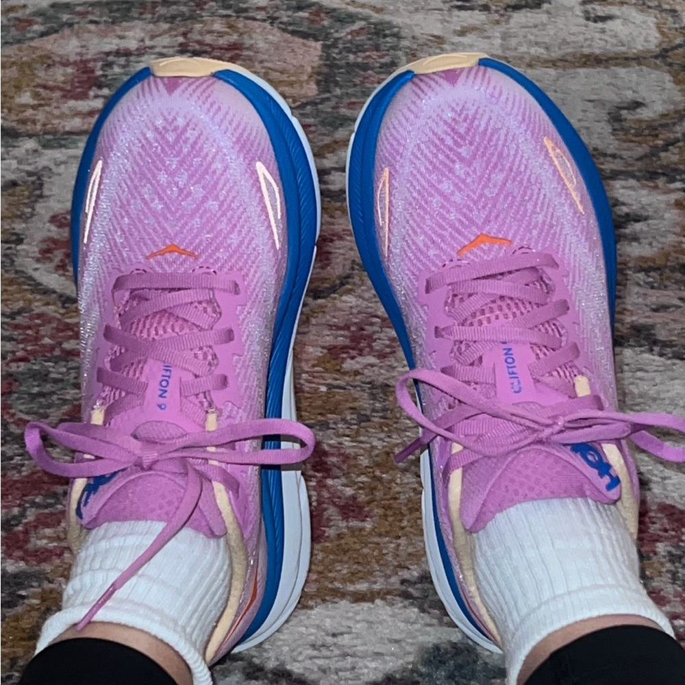 Hoka Clifton 9